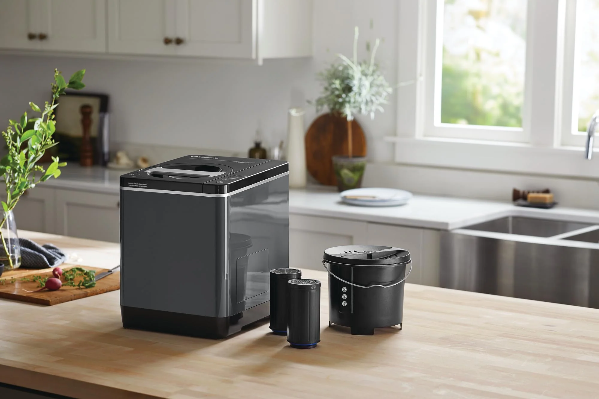 Vitamix Food Cycler 2 Liter FC-50 in Slate - Image 6