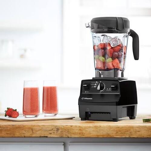 Vitamix Professional-Grade Blender C Series 6500 64Oz in Black - Image 5