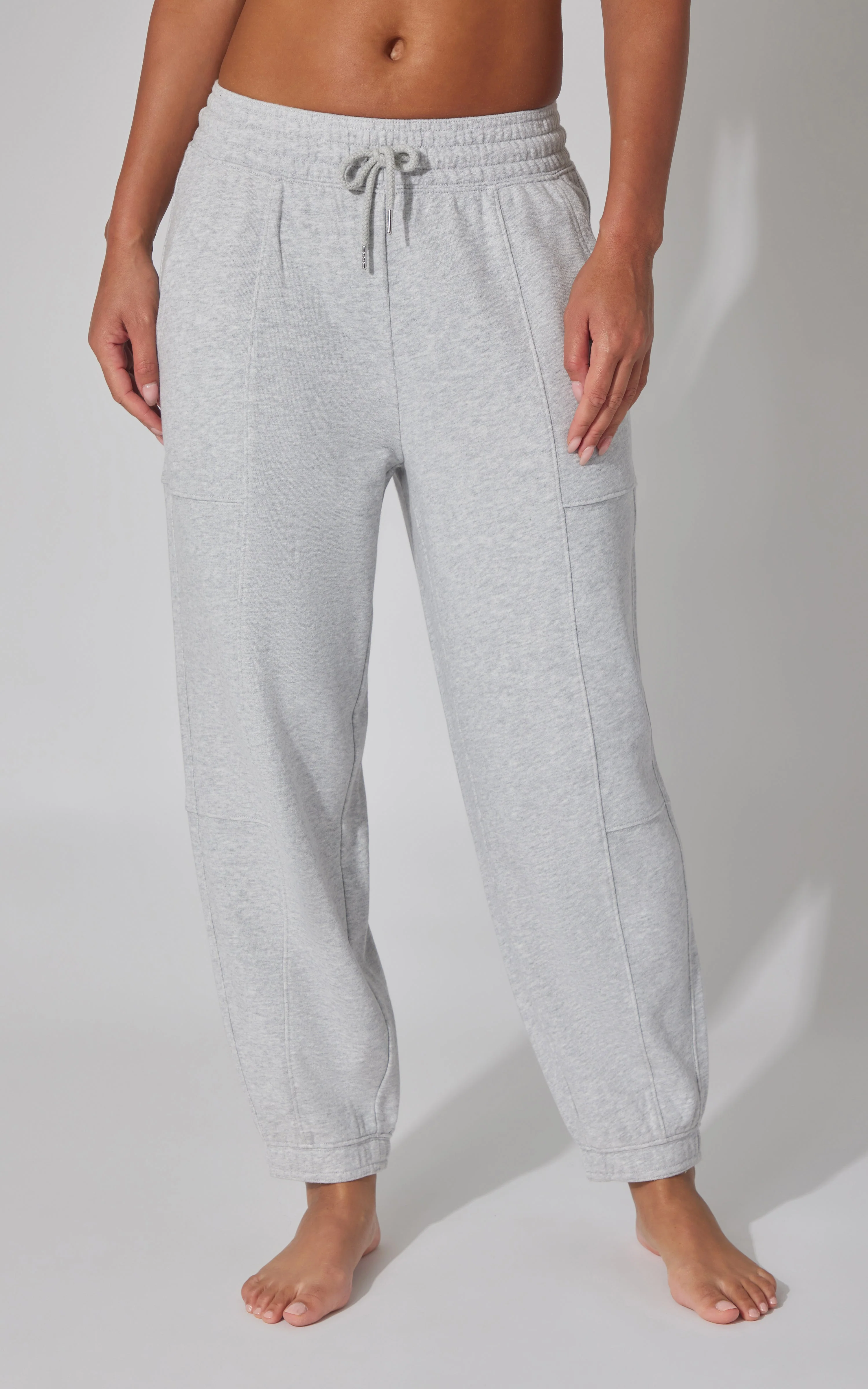 Washed Loop Terry Barrel Jogger - Image 15