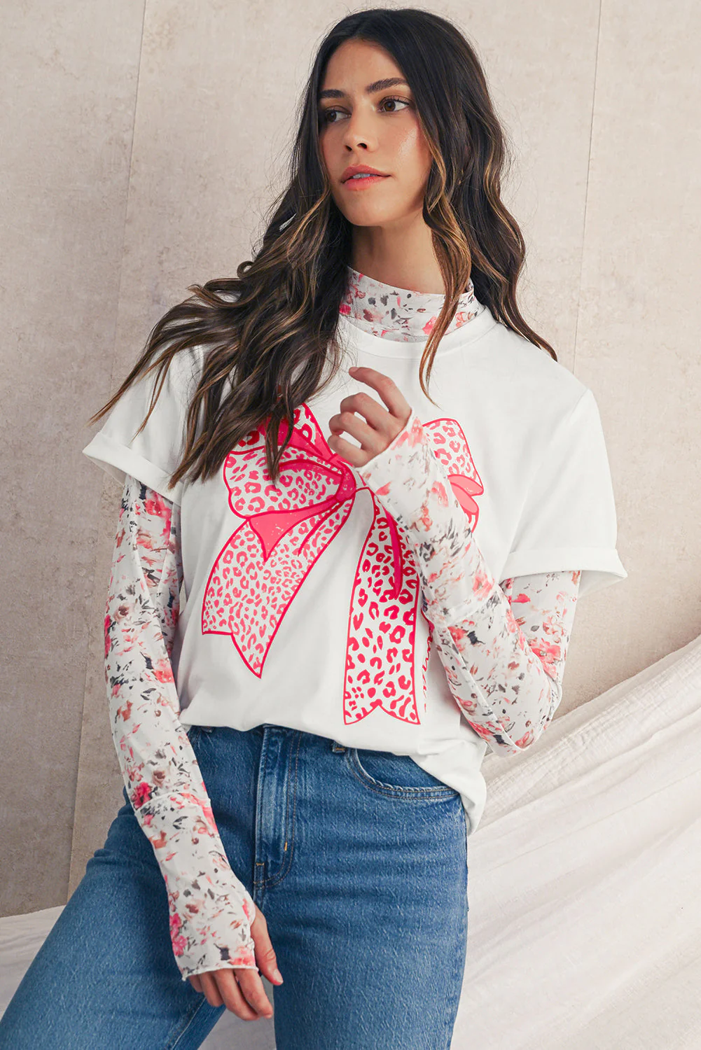 White Leopard Bowknot Graphic Crew Neck Tee - Image 5