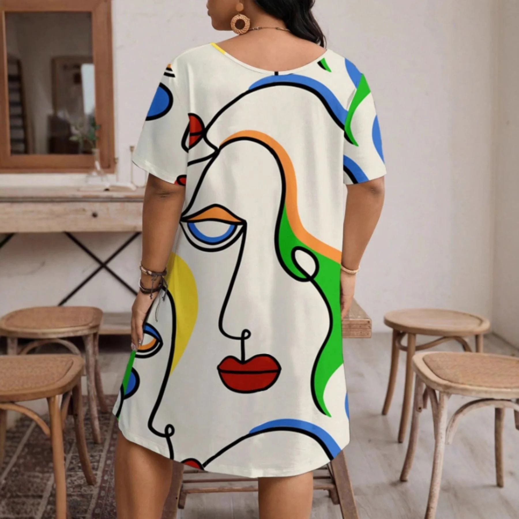 Women’s Casual Printed Round Neck Short Sleeve Dress - Image 3