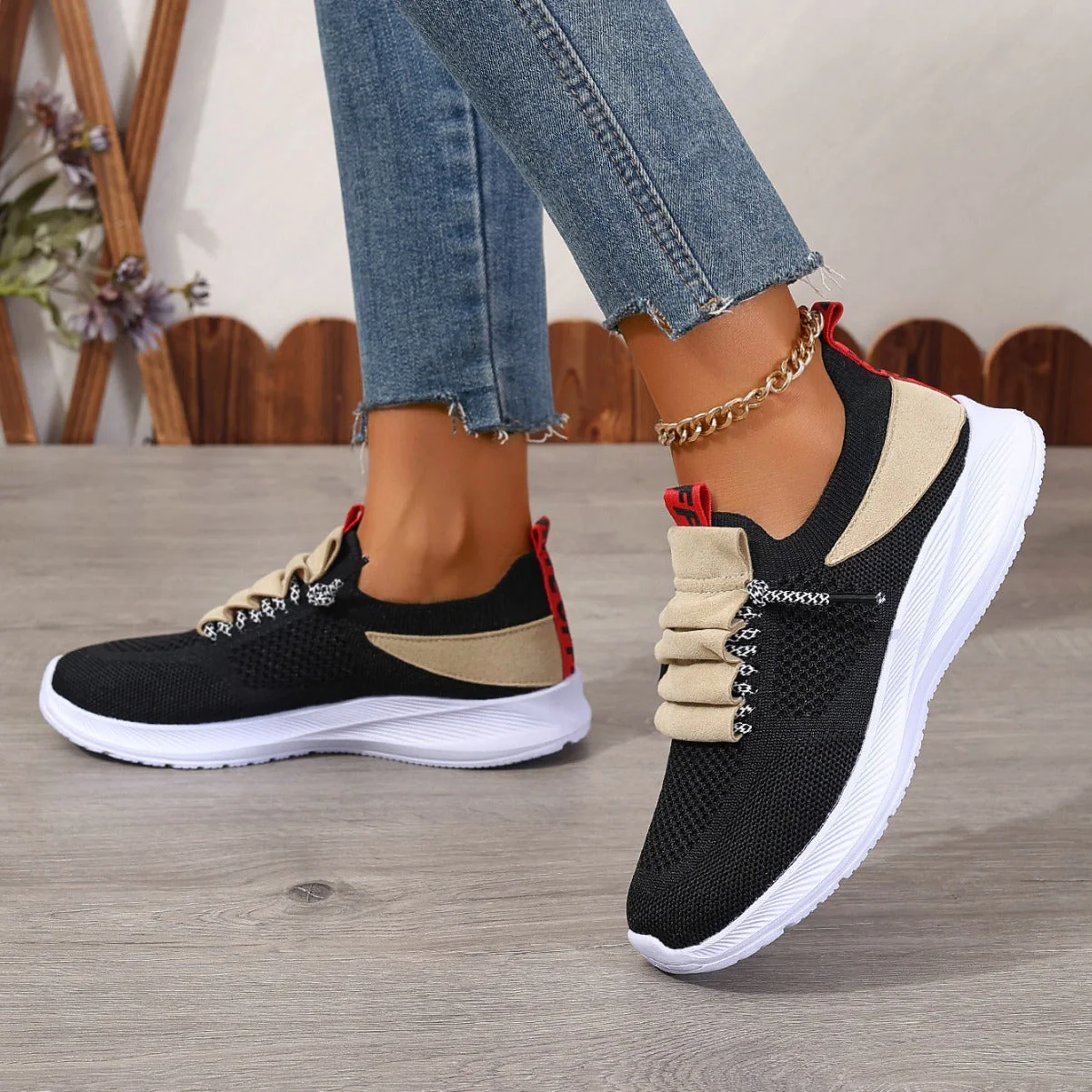 Women’s Non-Slip Round-Toe Casual Sneakers - Image 2