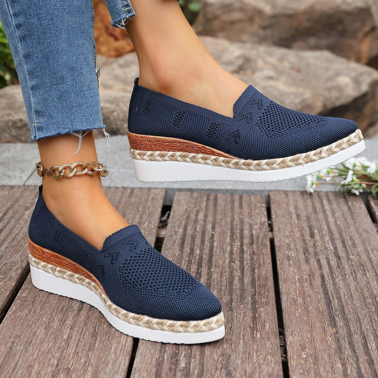 Women’s Woven Rope Platform Snakeskin Pointed-Toe Flats | Trendy Flats - Image 3