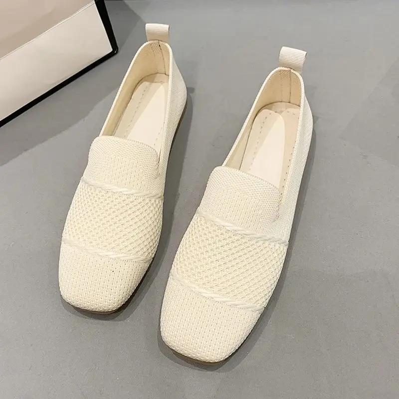Women's Breathable Flyknit Casual Flat Shoes - Image 5