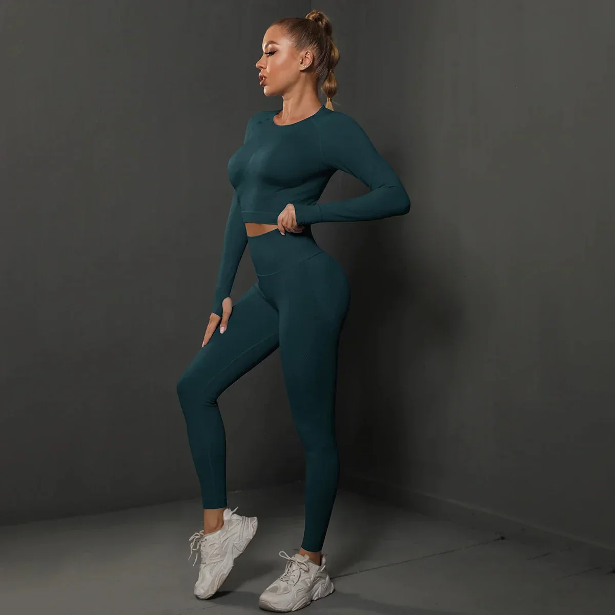 Women's Seamless Long Sleeve Yoga Top - Image 4
