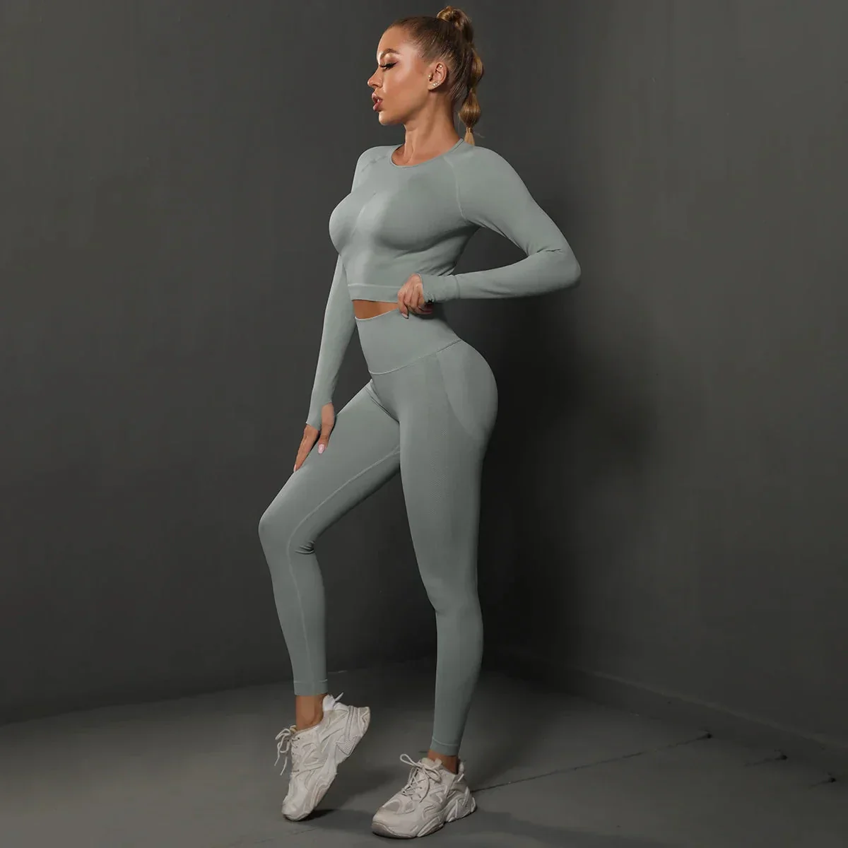 Women's Seamless Long Sleeve Yoga Top - Image 9