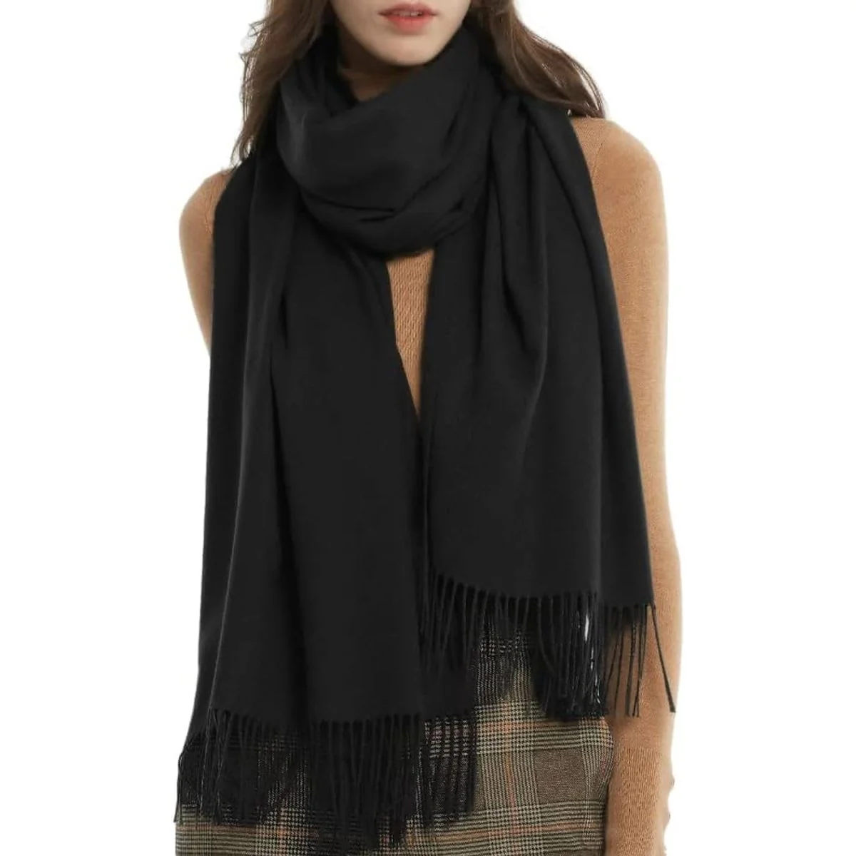 Women's Solid Color Fringed Scarf - Image 9