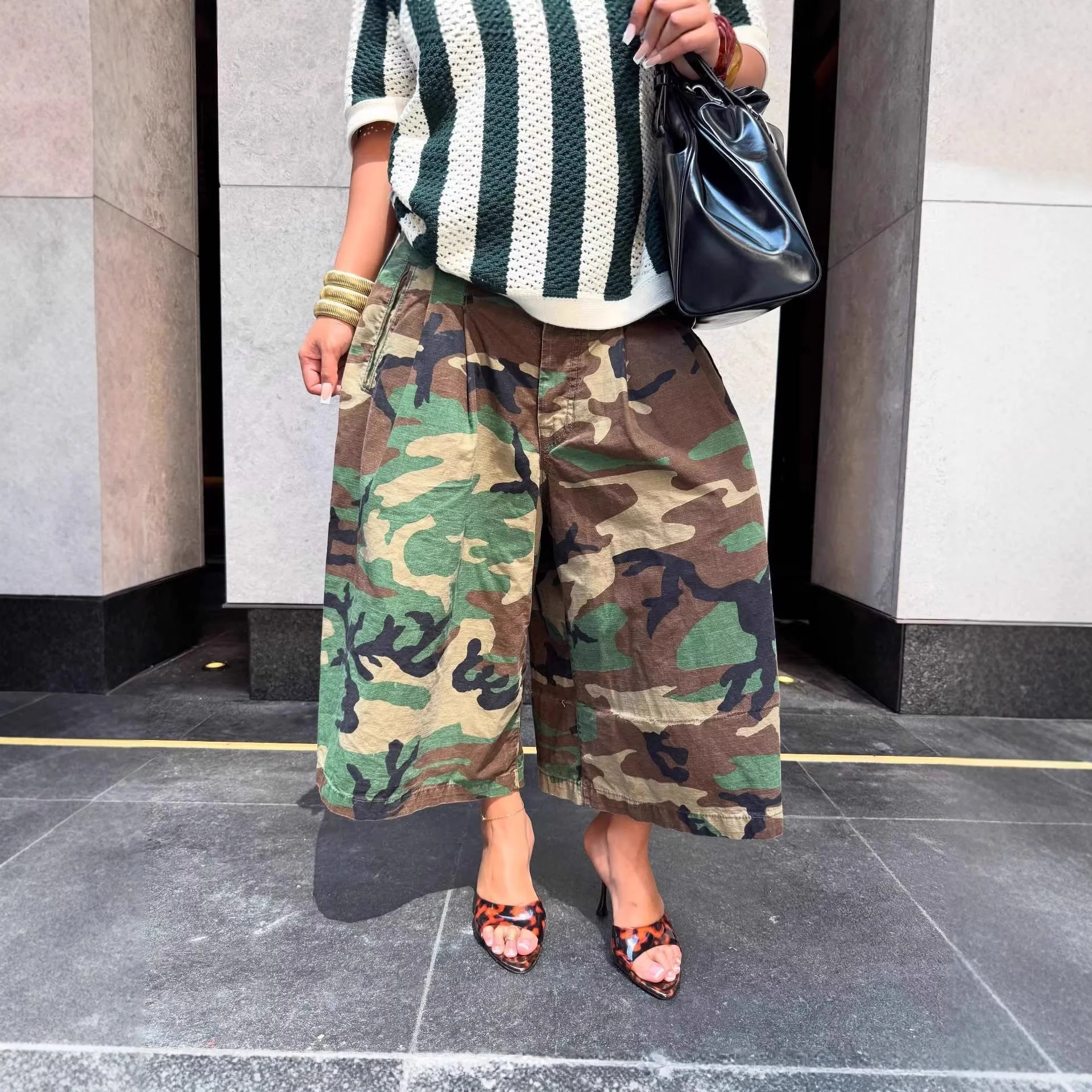 Women's Wide-Leg Cargo-Style Pants with Zipper & Button Detail - Image 2