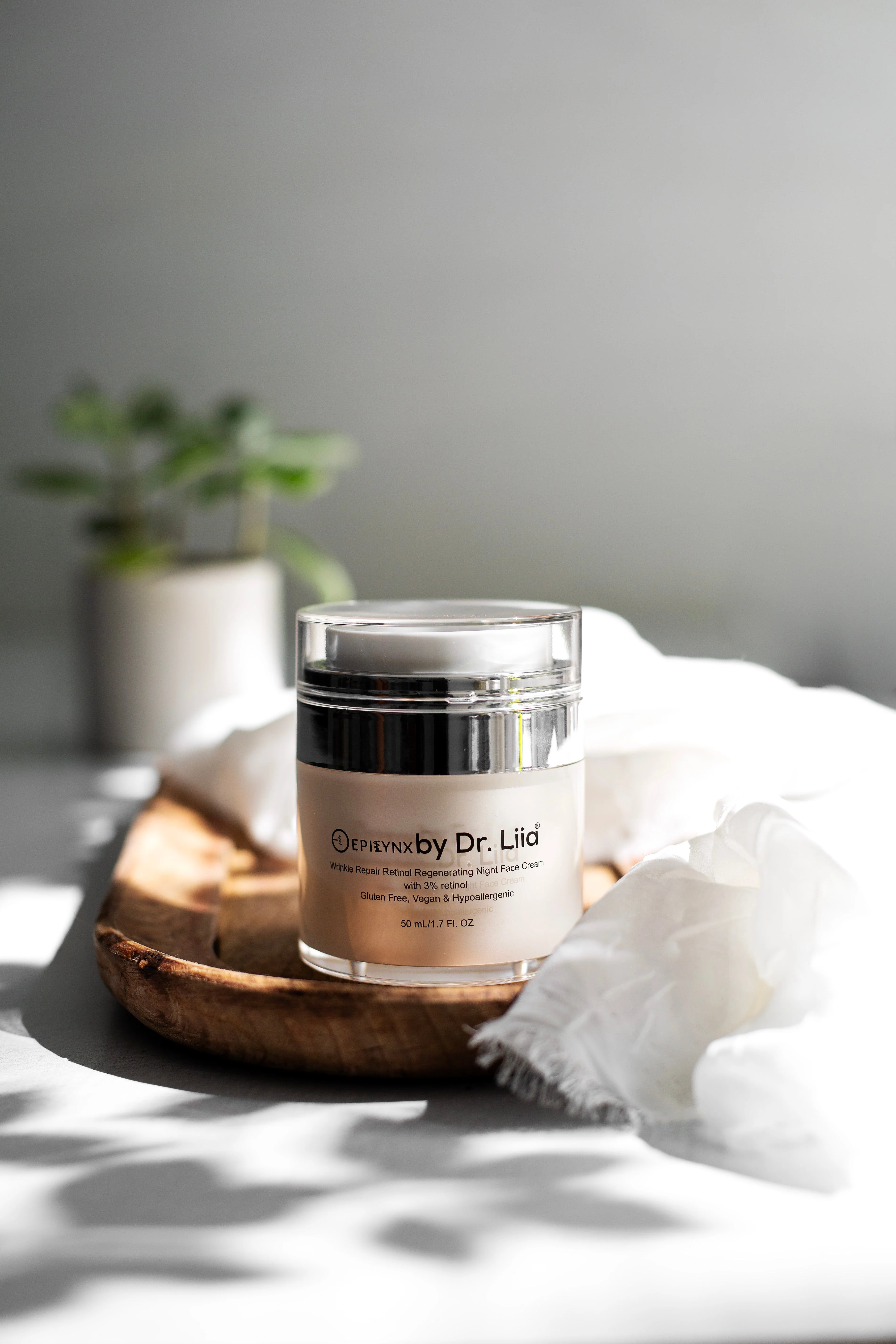 Wrinkle Repair Retinol Night Cream – Vegan, Gluten-Free, Regenerating Anti-Aging Moisturizer - Image 11