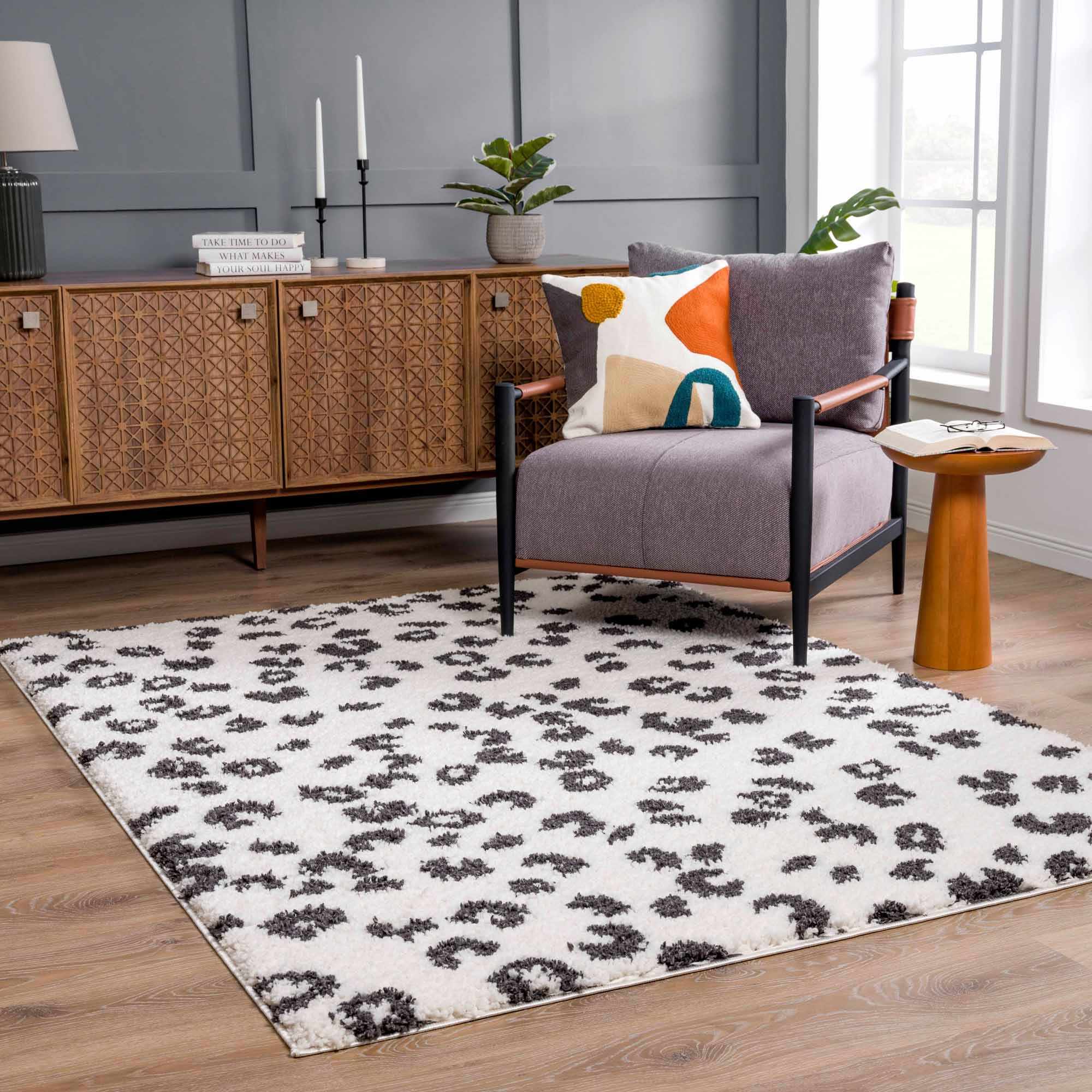 Zhen Black Spots Leopard Rug - Clearance - Image 13
